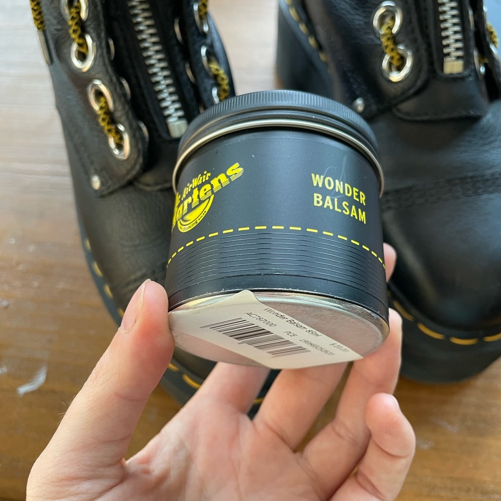Dr. Martens Sinclair Hi Max Zip Front Boots Platform Yellow Laces Leather Sz 9 - Picture 14 of 14